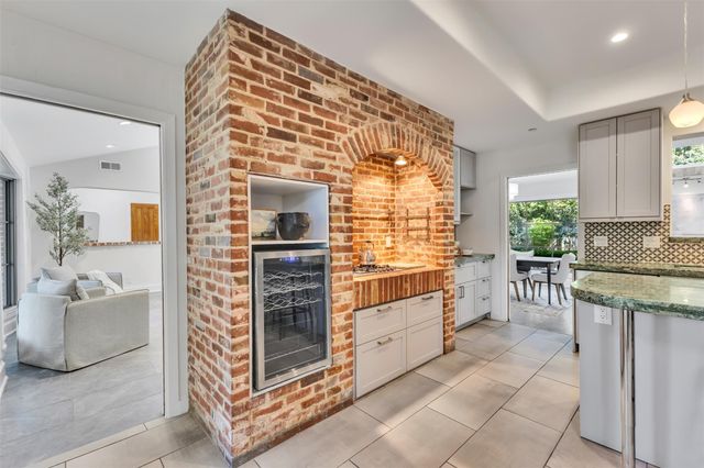 802 Flint River Drive, Houston, TX 77024