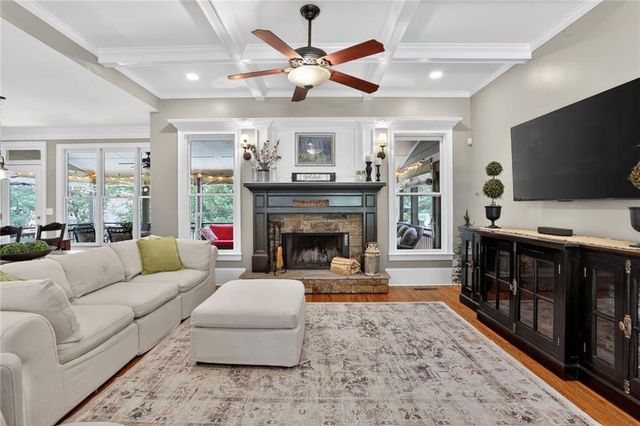 2410 Black Swan Lane NW, Acworth, GA 30101