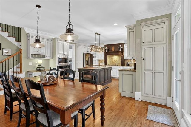 2410 Black Swan Lane NW, Acworth, GA 30101