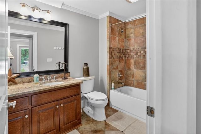 2410 Black Swan Lane NW, Acworth, GA 30101