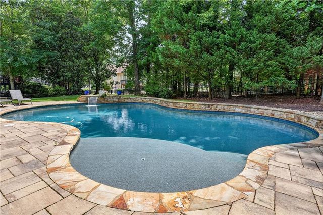 2410 Black Swan Lane NW, Acworth, GA 30101