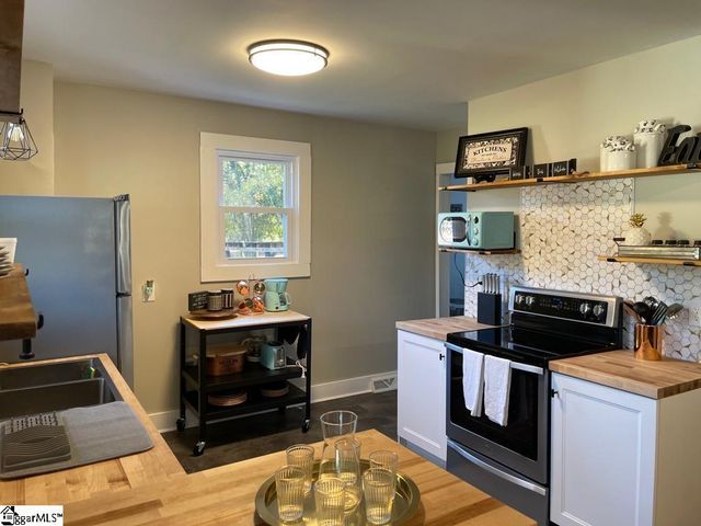 214 Clemson Avenue, Greenville, SC 29609