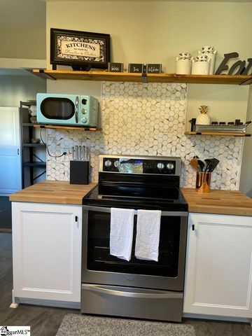 214 Clemson Avenue, Greenville, SC 29609