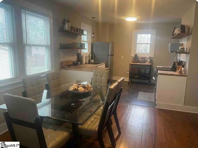 214 Clemson Avenue, Greenville, SC 29609