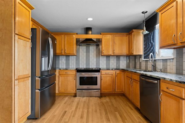 33324 Sand Piper Drive, Romulus, MI 48174