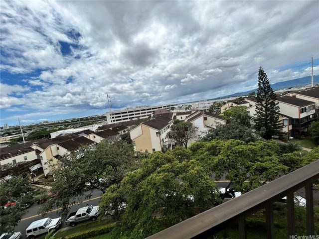 98-351 Koauka Loop C607, Aiea, HI 96701