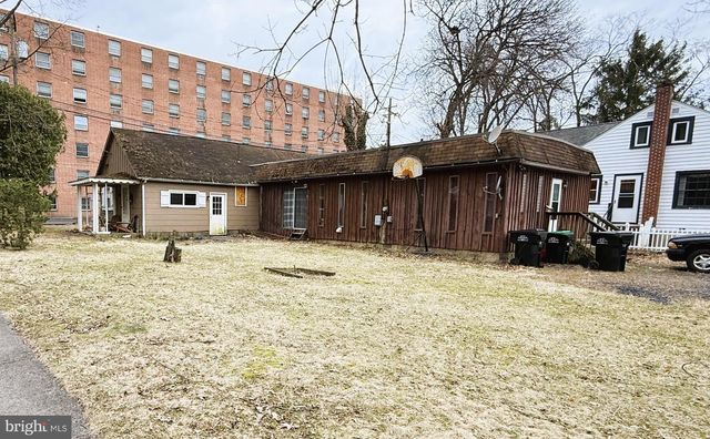 1016 OLD BOALSBURG RD, State College, PA 16801