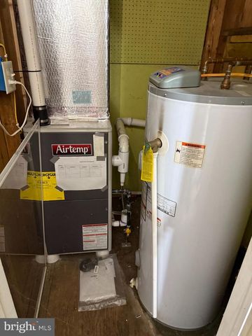 1016 OLD BOALSBURG RD, State College, PA 16801