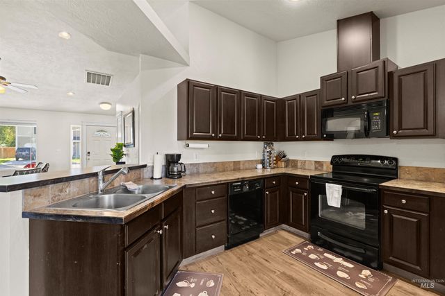 11576 Cabin Creek St, Caldwell, ID 83605
