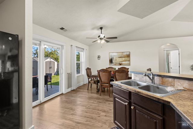 11576 Cabin Creek St, Caldwell, ID 83605