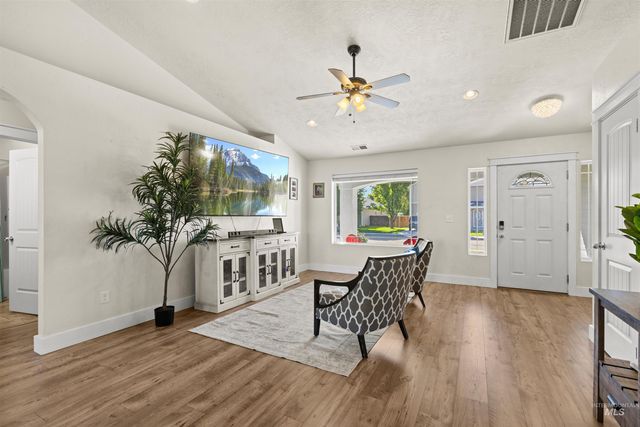 11576 Cabin Creek St, Caldwell, ID 83605