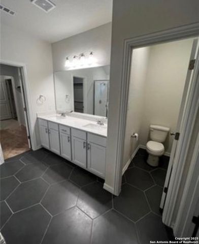 1318 Rolling Field, New Braunfels, TX 78132