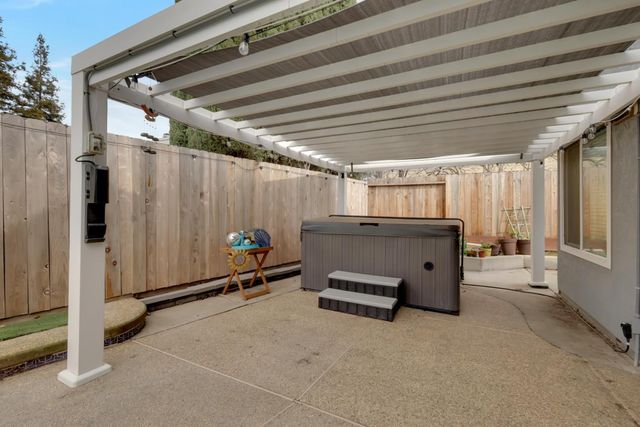 8115 Sonoma Hills Way, Sacramento, CA 95828