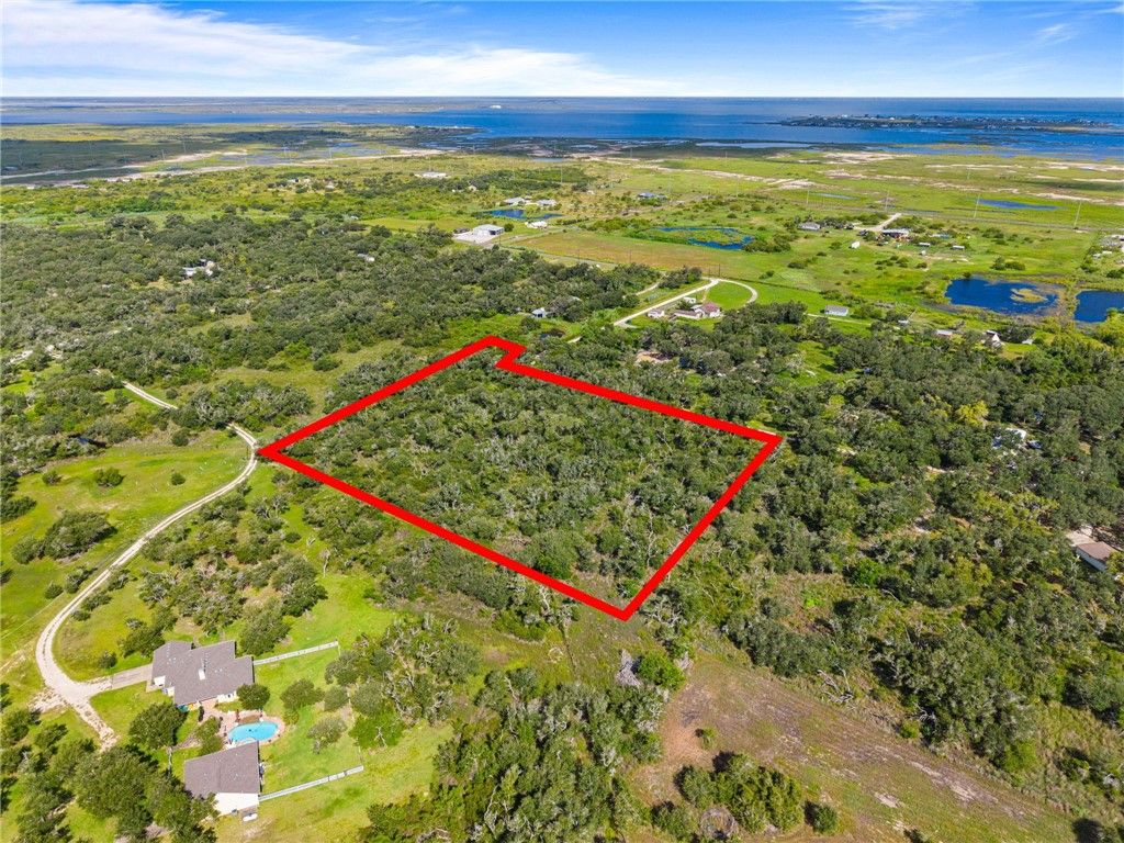 170 Dustin Ln, Rockport, TX 78382 — photo 4