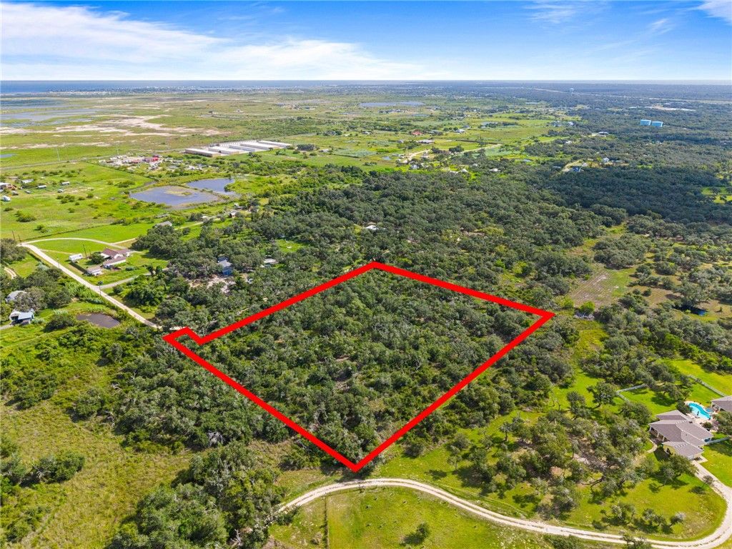 170 Dustin Ln, Rockport, TX 78382 — photo 5