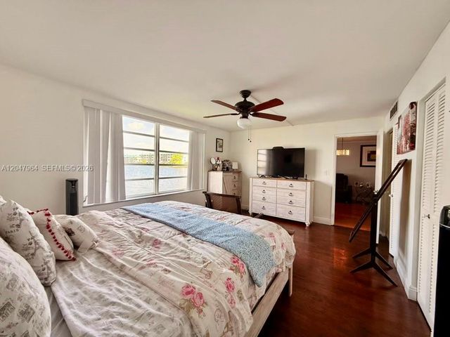 1300 NE 191st St A112, Miami, FL 33179