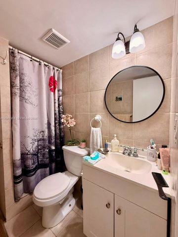 1300 NE 191st St A112, Miami, FL 33179