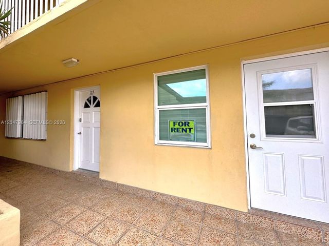 1300 NE 191st St A112, Miami, FL 33179