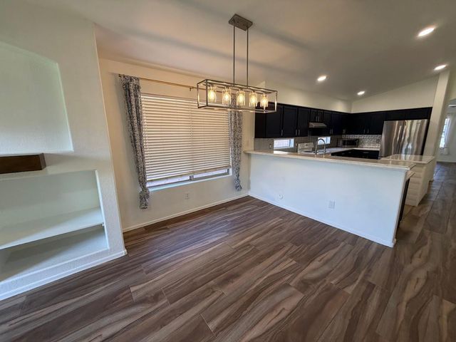 10044 E Osage Avenue, Mesa, AZ 85212