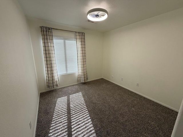 10044 E Osage Avenue, Mesa, AZ 85212