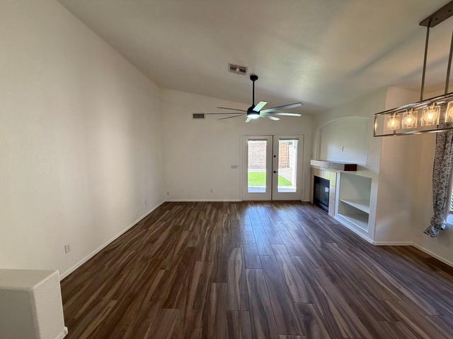 10044 E Osage Avenue, Mesa, AZ 85212