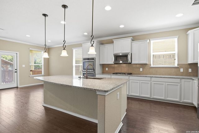 13911 ATHOL IS, San Antonio, TX 78245