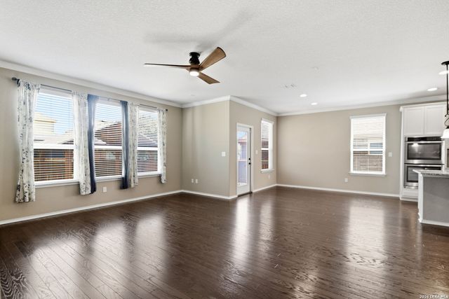 13911 ATHOL IS, San Antonio, TX 78245