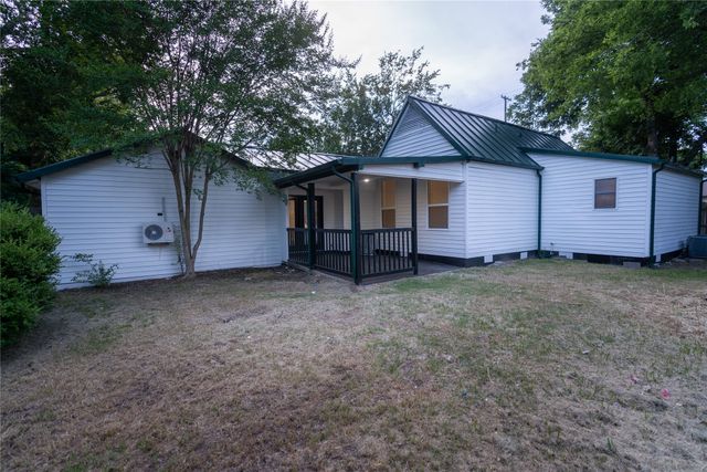 613 Houston Street, Sulphur Springs, TX 75482