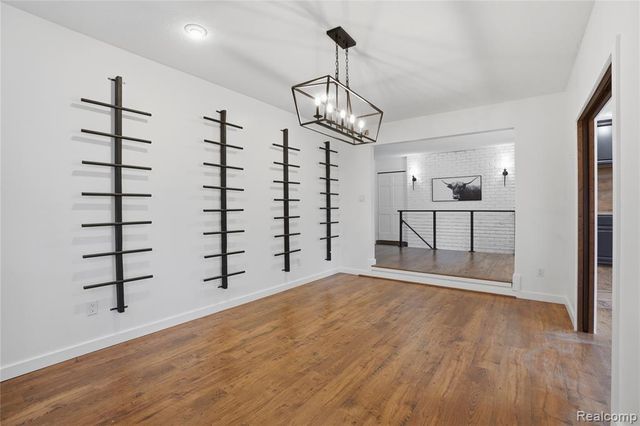 11221 Meadowood Drive, Brighton, MI 48114
