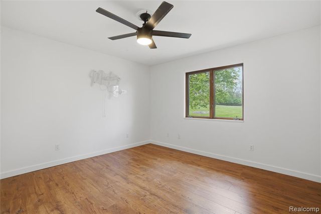 11221 Meadowood Drive, Brighton, MI 48114