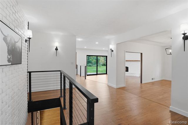 11221 Meadowood Drive, Brighton, MI 48114