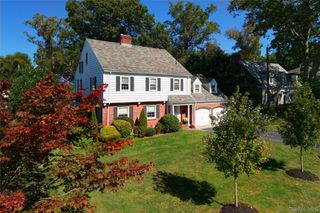 69 Mason Drive, Manhasset, NY 11030
