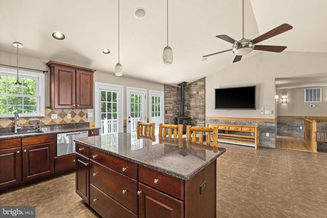 12615 POST OAK RD, Spotsylvania, VA 22551