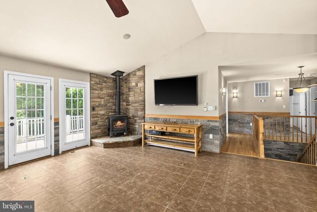 12615 POST OAK RD, Spotsylvania, VA 22551