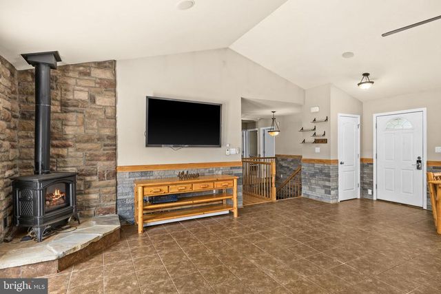 12615 POST OAK RD, Spotsylvania, VA 22551