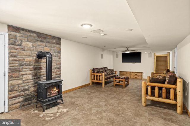 12615 POST OAK RD, Spotsylvania, VA 22551