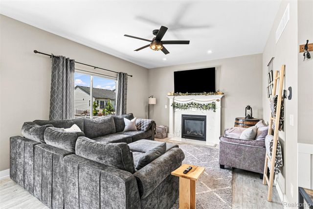 5113 Westminster Drive, Dundee Village, MI 48131