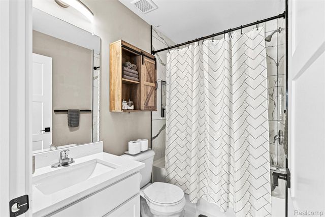 5113 Westminster Drive, Dundee Village, MI 48131