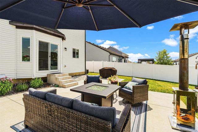 5113 Westminster Drive, Dundee Village, MI 48131