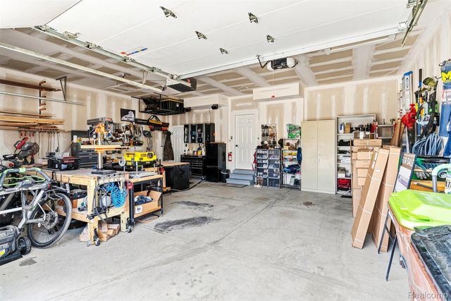 5113 Westminster Drive, Dundee Village, MI 48131
