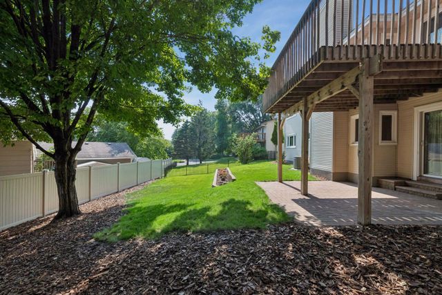 15481 Michele Lane, Eden Prairie, MN 55346