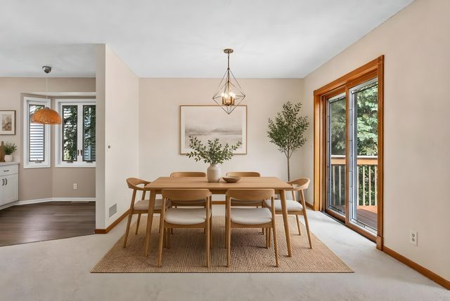 15481 Michele Lane, Eden Prairie, MN 55346