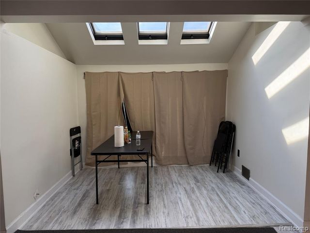 2620 Zinow Street, Hamtramck, MI 48212