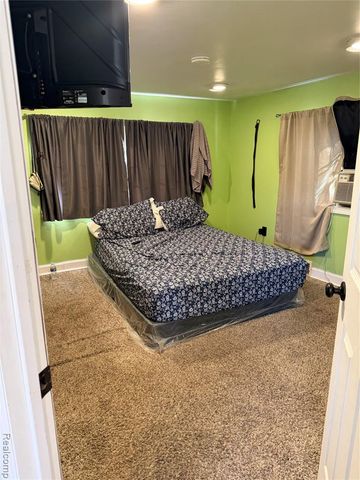 2620 Zinow Street, Hamtramck, MI 48212