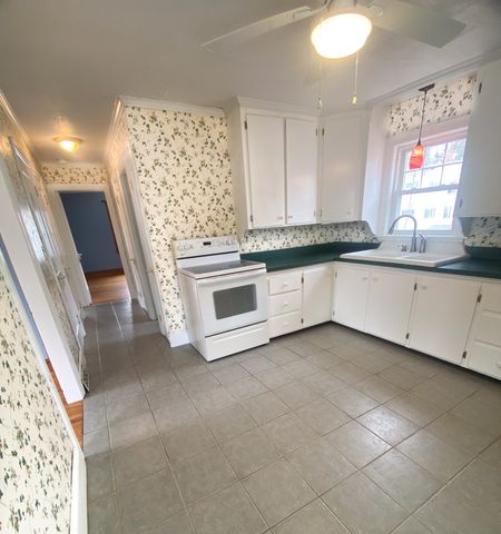 455 Blodget Street, Manchester, NH 03104