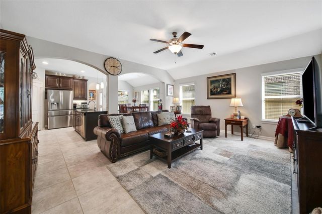 214 Pleasant Hill Way, Conroe, TX 77304