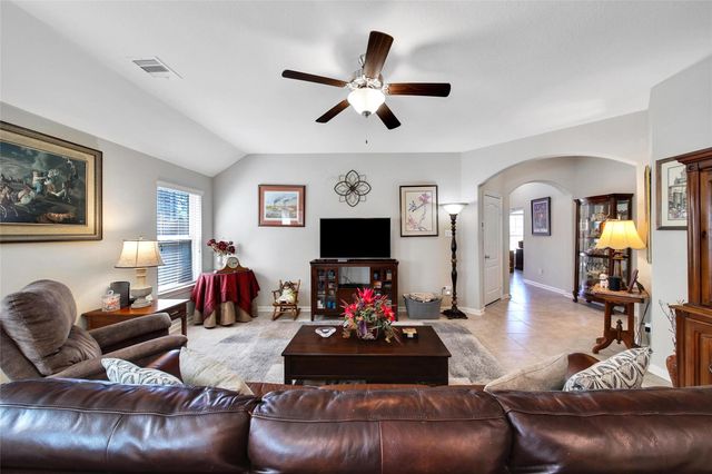 214 Pleasant Hill Way, Conroe, TX 77304