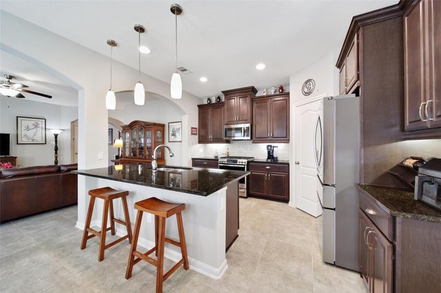 214 Pleasant Hill Way, Conroe, TX 77304