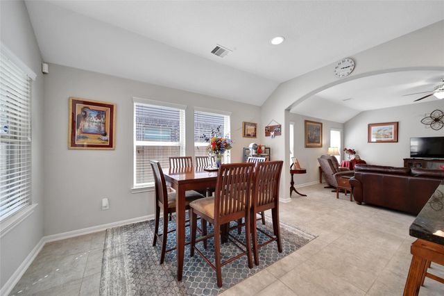 214 Pleasant Hill Way, Conroe, TX 77304