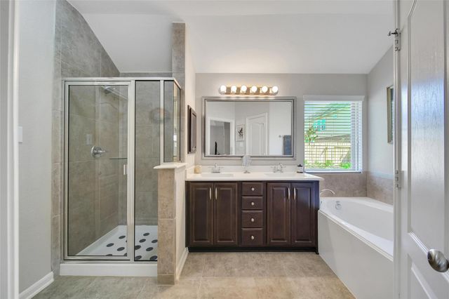 214 Pleasant Hill Way, Conroe, TX 77304